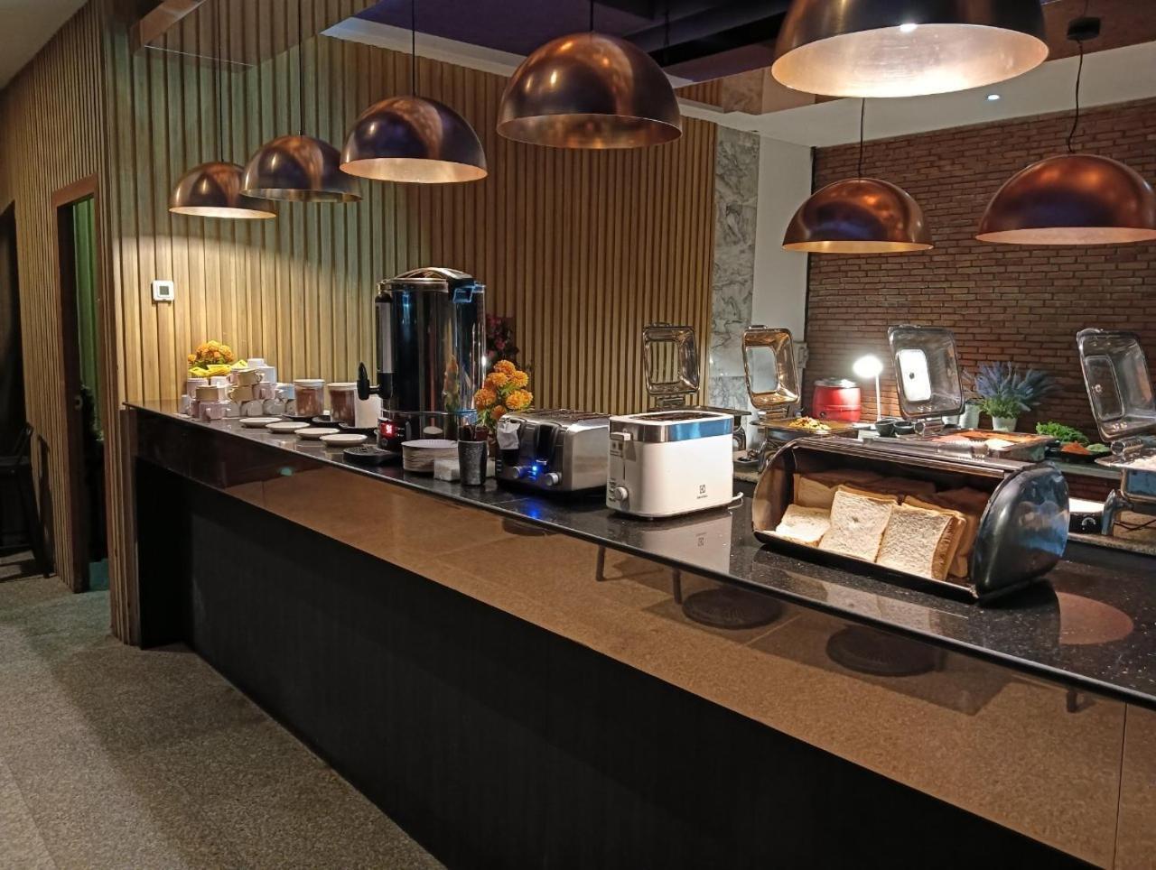 Cbd 2 Hotel Surat Thani Dış mekan fotoğraf